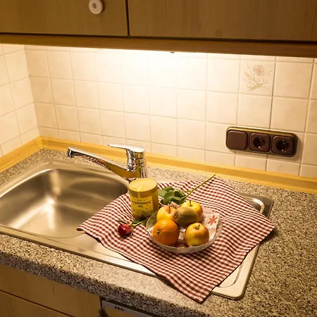 Berktold Apartment *